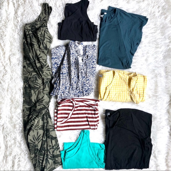 Isabella Oliver Tops - Maternity Lot Size Large